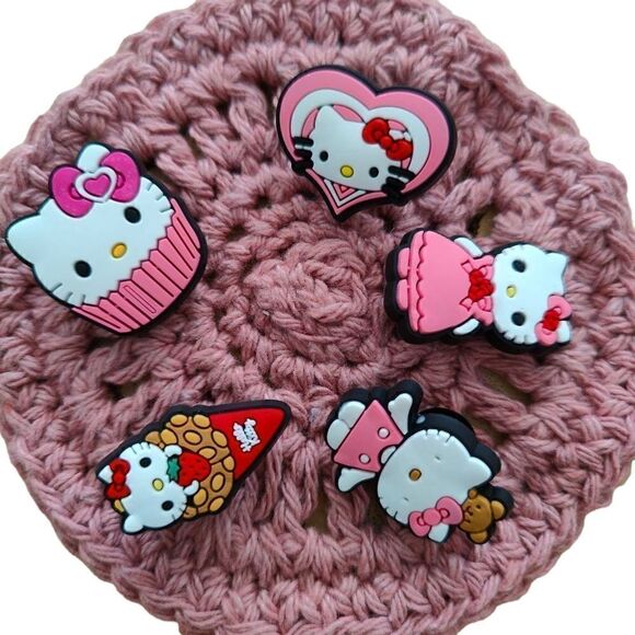 Sanrio Hello Kitty Sweet Treats 5 PC Croc Charm Jibitz Set - Picture 1 of 7